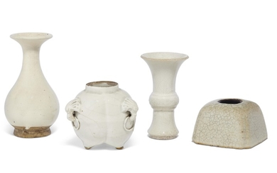 FOUR SMALL WHITE-GLAZED VESSELS, MING-QING DYNASTY (1368-1911)