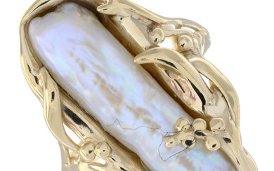 9ct gold cultured baroque pearl ring