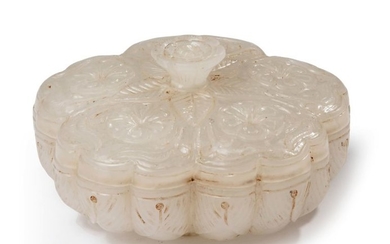 A MUGHAL JADE BOX AND COVER