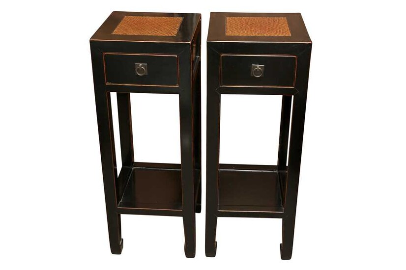 A PAIR OF CHINESE BLACK LACQUERED SIDE TABLES, LATE 20TH CENTURY