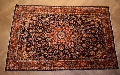 A PERSIAN MEHRABAN CARPET, 100% WOOL. DENSE PLUSH PILE. EX-GALLERY STOCK. IN EXCELLENT CONDITION. HAND-KNOTTED VILLAGE WEAVE WITH DE...