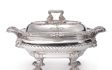 A REGENCY SILVER SOUP TUREEN AND COVER, PAUL STORR, LONDON, 1814