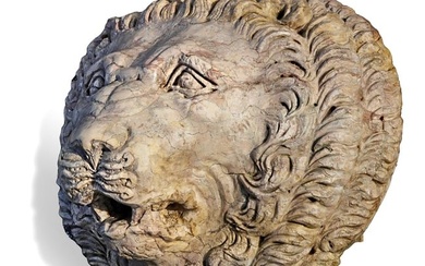 A SCULPTED MARBLE WALL FOUNTAIN HEAD IN THE FORM OF A LION’S MASK, SECOND HALF 20TH CENTURY