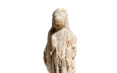 A SMALL WHITE MARBLE FRAGMENT OF A BODHISATTVA Sui dynasty...
