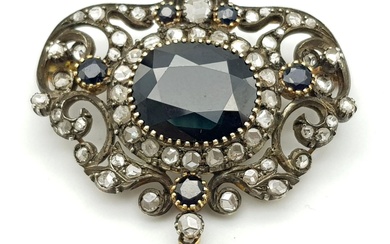 A VICTORIAN NECK BROOCH IN CLASSIC STYLE WITH DIAMONDS...