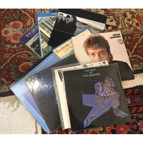 A box of LP'S to include The Beatles ''1967-1970'', Cat Stev...