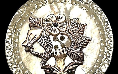 A division one carved pearl pictorial button