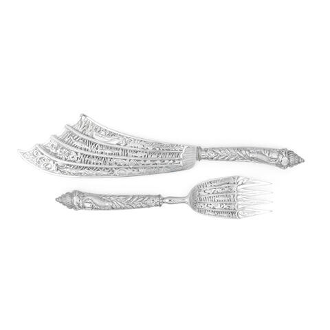 A good pair of Victorian silver cased fish servers