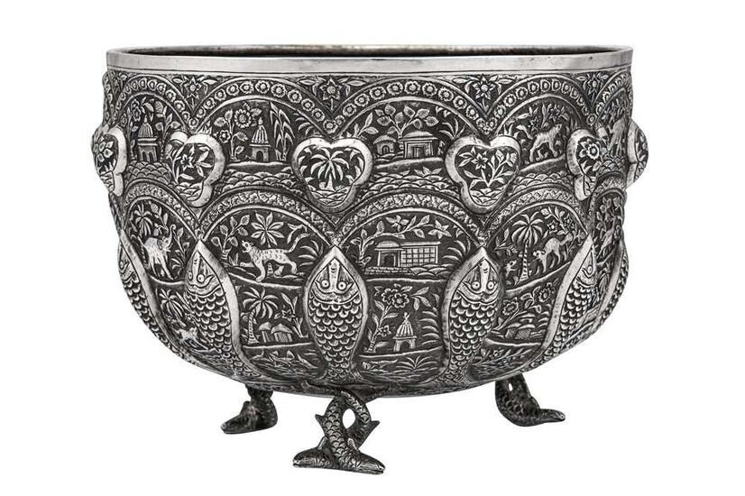 A late 19th / early 20th century Anglo – Indian Raj unmarked silver bowl, Lucknow circa 1900