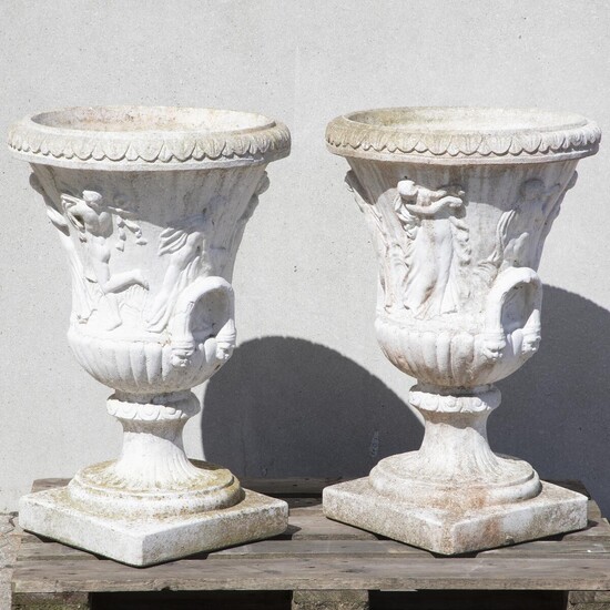 NOT SOLD. A pair of artificial stone garden vases, cast with women in classical ropes. Louis XVI style. 20th century. H. 83. Diam. 55 cm. (2) – Bruun Rasmussen Auctioneers of Fine Art