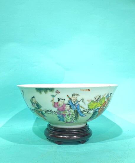 A very fine Chinese handpainted eight immortal famille rose...