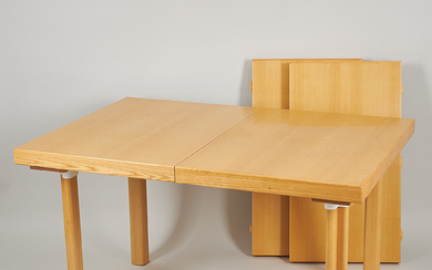 ALVAR AALTO. A late 20th century Artek dining table H92.