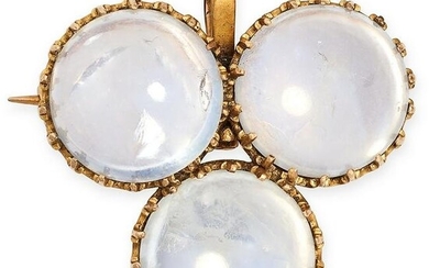 AN ANTIQUE MOONSTONE BROOCH / PENDANT in yellow gold, set with three cabochon moonstones, marked