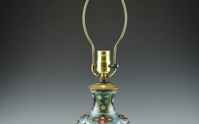 AN OLD ORIENTAL CLOISONNÉ LAMP