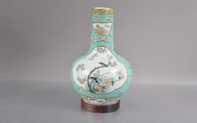 An 18th or 19th Century Chinese Qing dynastly famille rose large bottle vase