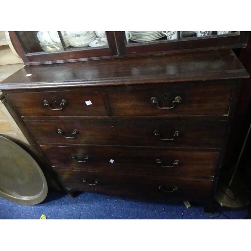 An early 20thC mahogany Chest of Drawers, two short over thr...
