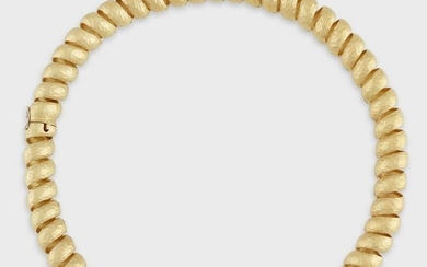 An eighteen karat gold reversible necklace