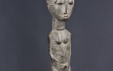 Ancestor statue - Wood - Fétiche "waka-sona" représentant un "blolo bla" (épouse de l'au-delà). - Baoulé - Ivory Coast