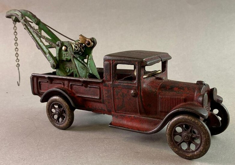 Antique Arcade Cast Iron Ford Model A Tow Truck
