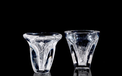 Aristide Colotte (1885-1959) Deux vases en cristal incolore soufflé-moulé et taillé à la roue et au burin