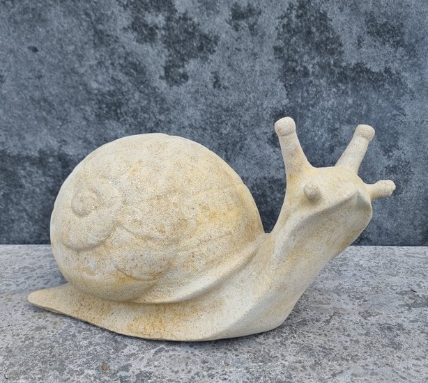 Big snail - Sandstone