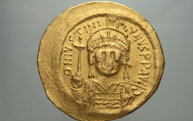 Byzantine Empire. Justinian I (AD 527-565). AV Solidus,Constantinople, AD 545-565