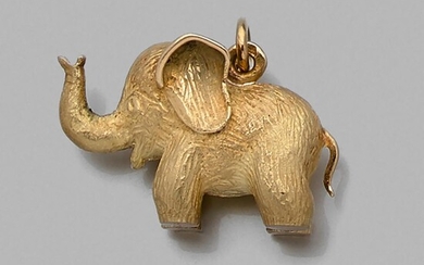 CARTIER - ANNEES 1970 PENDENTIF ELEPHANT A 18K yellow gold pendant by CARTIER. French assay mark and maker's mark. Numbered. Gross w...