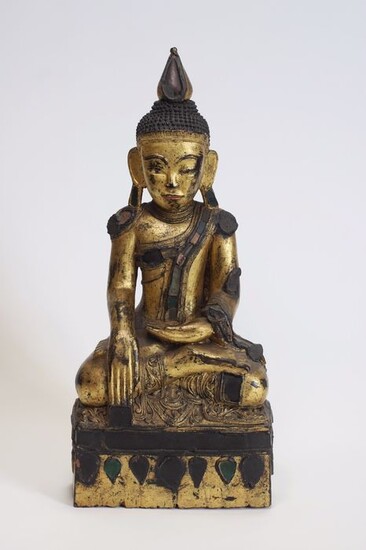 Carving - Gilt lacquered wood - Buddha - Burma - Mid 20th century