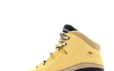 Chanel Suede Grained Calfskin CC Lace Up Boots 39.5 Yellow