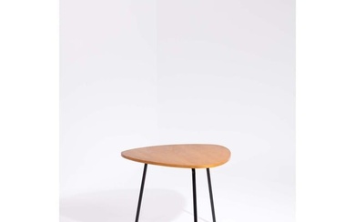 Charlotte Perriand (1903-1999) Pedestal table, 508 type