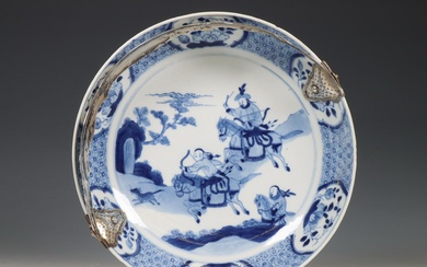 China, silver-mounted blue and white porcelain 'Joosje te paard' dish, 18th-19th century