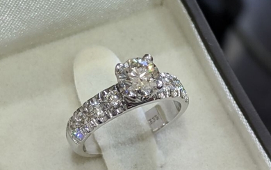 Diamond Engagement Ring - 14 kt. White gold - Ring - 0.83 ct Diamond - Diamonds