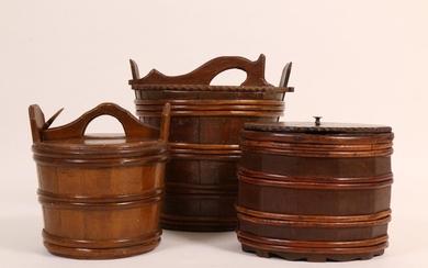 Drie met wilgentenen gekuipte houten butte's, 19e eeuw.