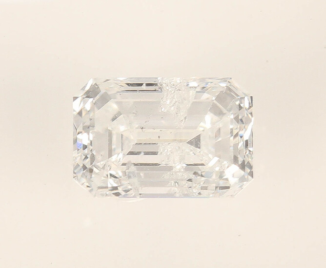 An unset emerald-cut diamond, approx. 1.07 ct.