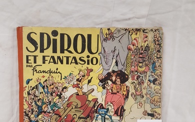 FRANQUIN - SPIROU. Spirou et Fantasio. ÉDITION ORIGINALE DE 1948. Edition carrée, dos toilé orange....