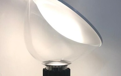 Flos Achille and Pier Giacomo Castiglioni - Table lamp - Shut up - Metal, Glass