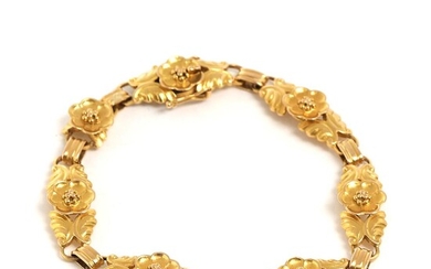 SOLD. Georg Jensen: An 18k gold bracelet. Design no. 251. L. 18 cm. Weight app. 17 g. 1933-44. – Bruun Rasmussen Auctioneers of Fine Art