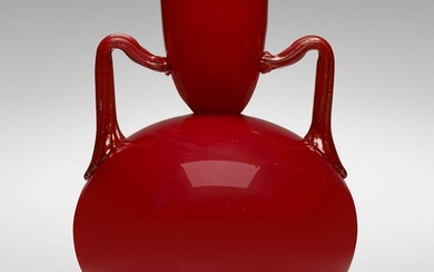 Giuseppe Chiacigh, Vetro Rosso vase