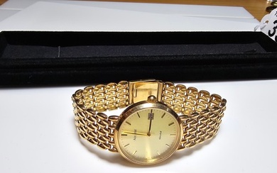 Good quality hallmarked 9ct. yellow gold gents wristwatch by...