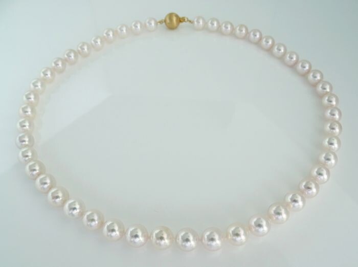 HS Jewellery - Akoya Pearls, Rare Huge Premium AAA 8.5 -9 mm - 18 kt. Yellow gold - Necklace - Diamonds 0.05 ct - No Reserve Price