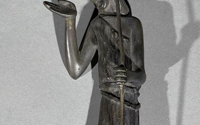 Jean LAMBERT-RUCKI (1888-1967) Saint Jean-Baptiste Epreuve en bronze patiné, signée H. 25 cm Manque le...