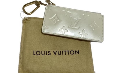 LOUIS VUITTON PERLE LEATHER LV LOGO ID CARD WALLET