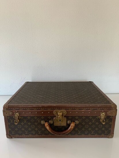 Louis Vuitton - Alzer 65 Suitcase