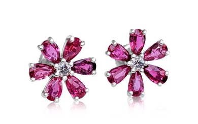 No Reserve Price - Earrings - 14 kt. White gold - 2.70 tw. Ruby - Diamond