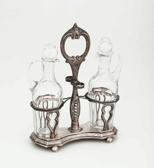 Oliera in argento e vetro. Argenteria austro ungarica del XIX-XX secolo (Vienna?) Argentiere GS non identificato