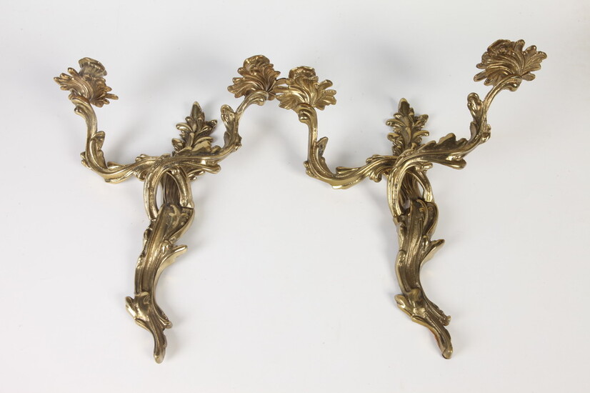 PAIR FRENCH NEOCLASSICAL STYL BRASS WALL SCONCES. Cast as flowering...