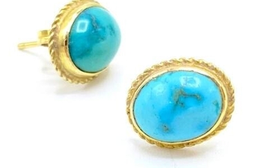 Pair Vintage 14K Gold & Turquoise Stud Earrings
