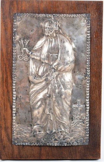Plaque en argent représentant Saint Pierre.