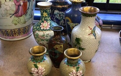 Quantity of Chinese and Japanese cloisonné vases and dishes, together with a Chinese enamel vase (10)