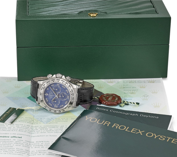 ROLEX. A VERY FINE AND RARE 18K WHITE GOLD AUTOMATIC CHRONOGRAPH WRISTWATCH WITH SODALITE DIAL, ORIGINAL GUARANTEE AND BOX, SIGNED ROLEX, OYSTER PERPETUAL, COSMOGRAPH, DAYTONA, REF. 116519, CASE NO. D716177, CIRCA 2006